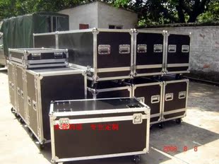 永鑫铝箱 专业定制各种铝合金箱 航空箱 中转箱 演出道具箱音响箱