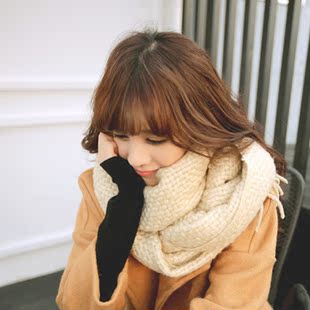 东大门韩版秋冬季保暖针织毛线围巾女米色红色编织纹女士流苏围脖