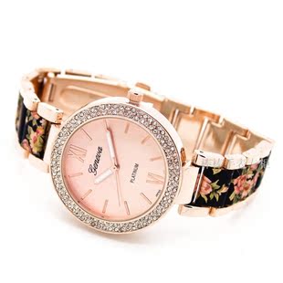 厂家直销Geneva印花水钻手表日内瓦女士合金时尚石英手表