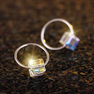 韩版明星同款925银水晶耳环耳钉百搭时尚元素设计闪烁锆石耳饰