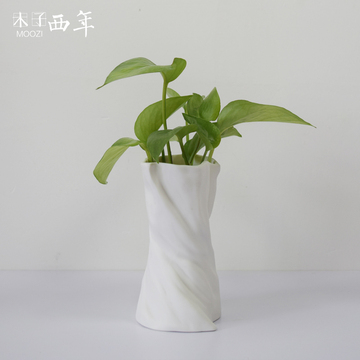 【木子西年】小号素烧陶瓷白色不规则扭曲宽口大口白色花瓶花插