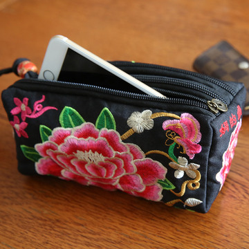 包邮超美夹层女包包 民族风刺绣立体手包 创意精致绣花手机包