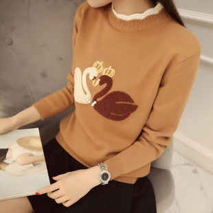 2015秋冬新款韩版蕾丝领卡通天鹅图案套头毛衣女装打底衫针织衫