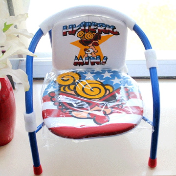 儿童叫叫椅宝宝椅子幼儿凳子出口日本会叫卡通靠背椅扶手黑超餐盘