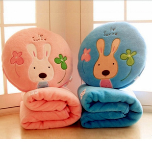 可爱砂糖兔空调毯抱枕被子两用儿童被珊瑚绒毯子毛巾被靠垫被包邮