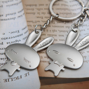 可爱金属钥匙圈 长耳咪兔情侣钥匙扣 合金圈链创意钥匙链小礼物