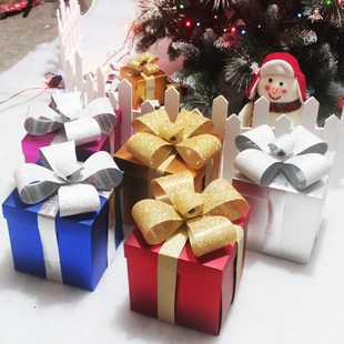圣诞节最新款装饰品礼盒包装盒 圣诞礼包 圣诞树装饰场景布置
