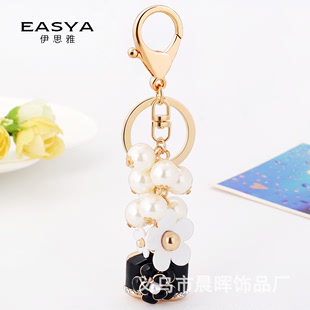 韩国最新款串珠花香水瓶百搭汽车钥匙扣女士包包挂饰挂件厂家直销