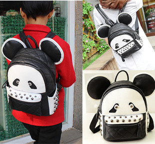 新款韩版可爱旅游女孩背包黑白熊猫铆钉少女双肩包女童学生书包