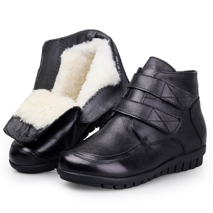 冬季平跟真皮羊毛靴子中老年妈妈鞋棉鞋平底软底防滑短靴保暖皮鞋