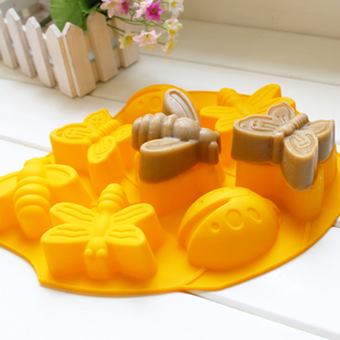 8连昆虫蝴蝶甲壳虫布丁果冻巧克力饼干手工皂肥皂硅胶模具烤箱用