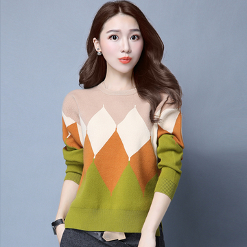 秋冬季新款韩版套头短款毛衣女撞色菱形针织衫宽松大码打底羊毛衫