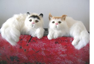 仿真猫动物毛绒玩具小猫模型客厅家居饰品挂件电视机冰箱挂猫摆件